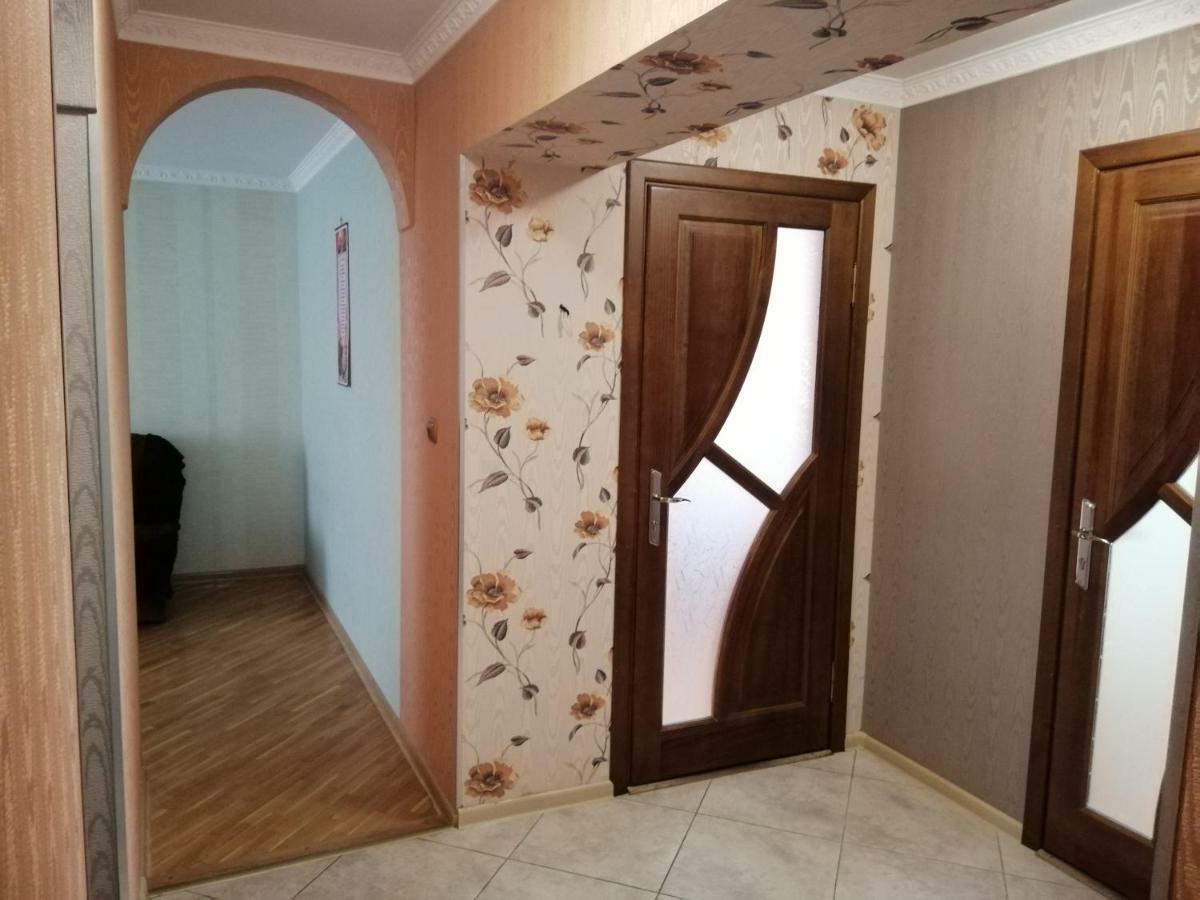 Тихая Квартира В Центре Ковеля Kovel Buitenkant foto