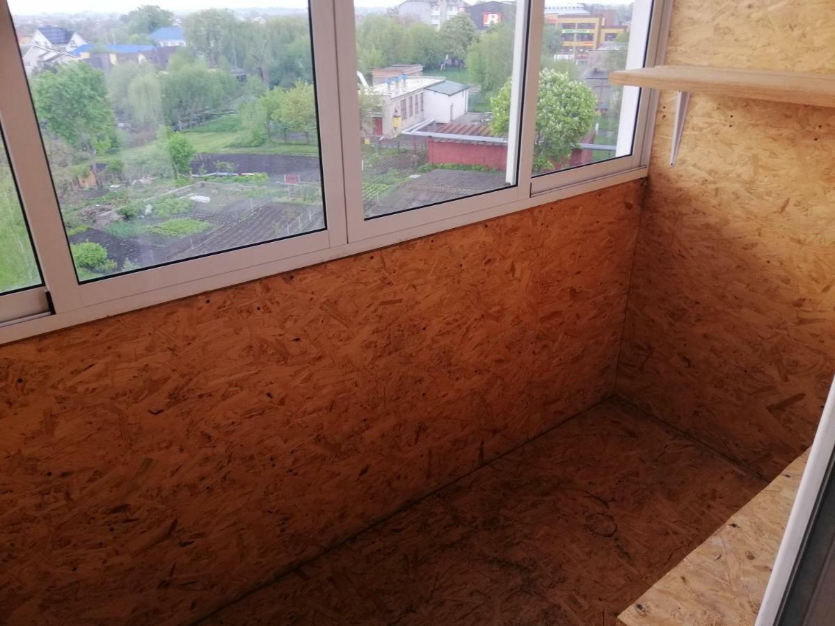 Тихая Квартира В Центре Ковеля Kovel Buitenkant foto