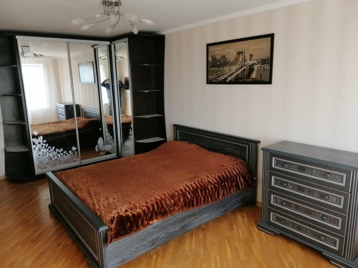Тихая Квартира В Центре Ковеля Kovel Buitenkant foto