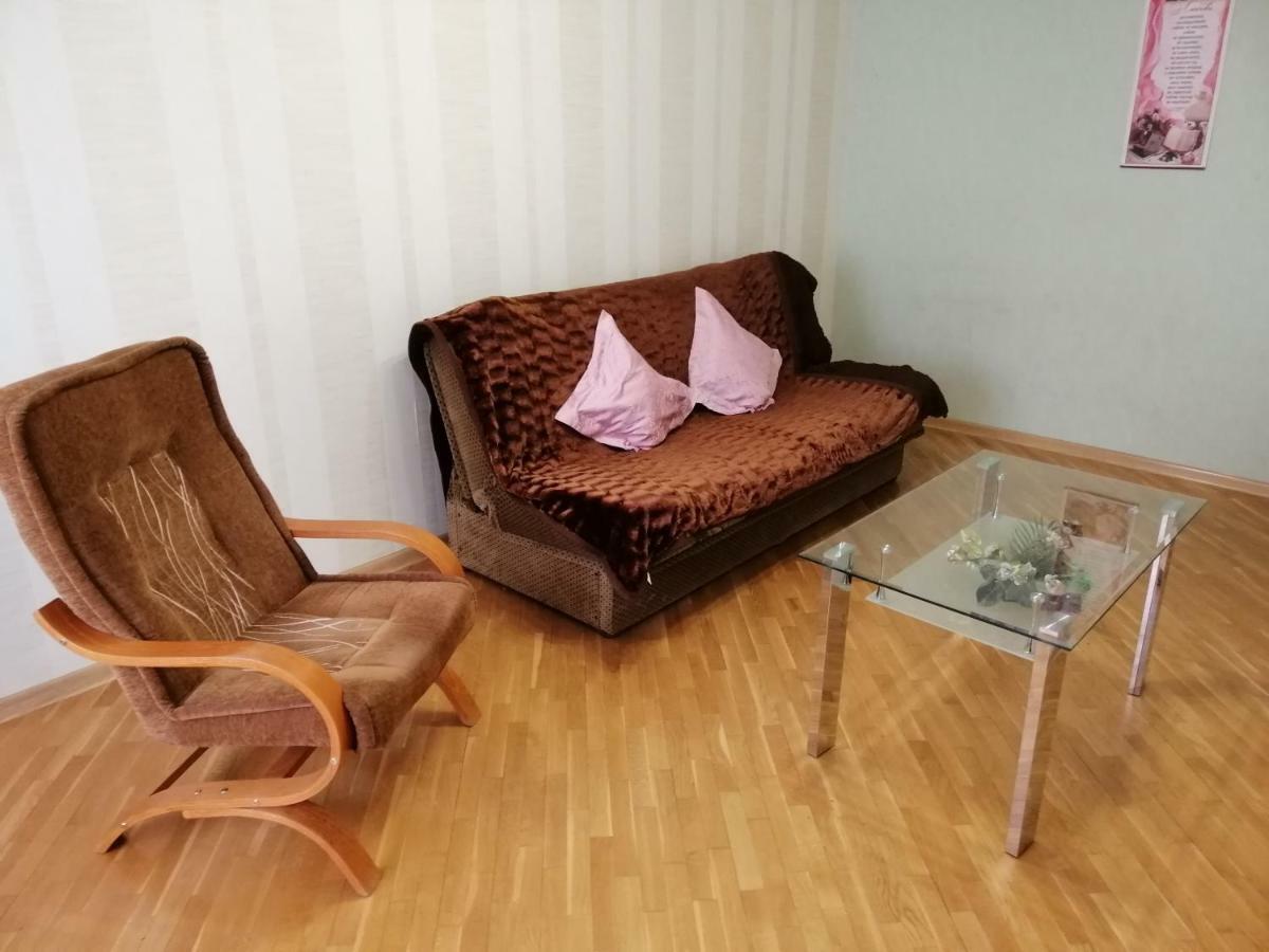 Тихая Квартира В Центре Ковеля Kovel Buitenkant foto