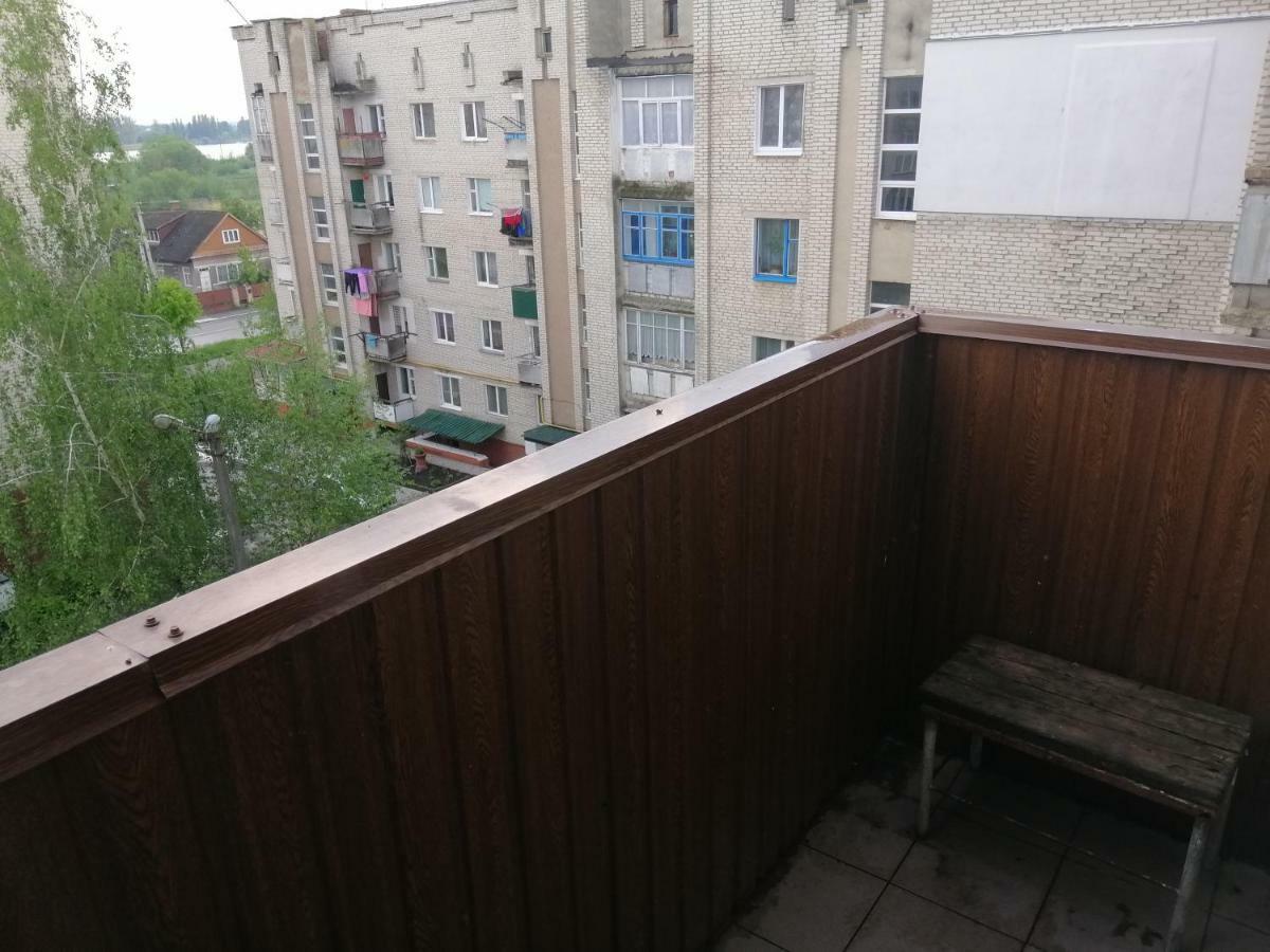 Тихая Квартира В Центре Ковеля Kovel Buitenkant foto